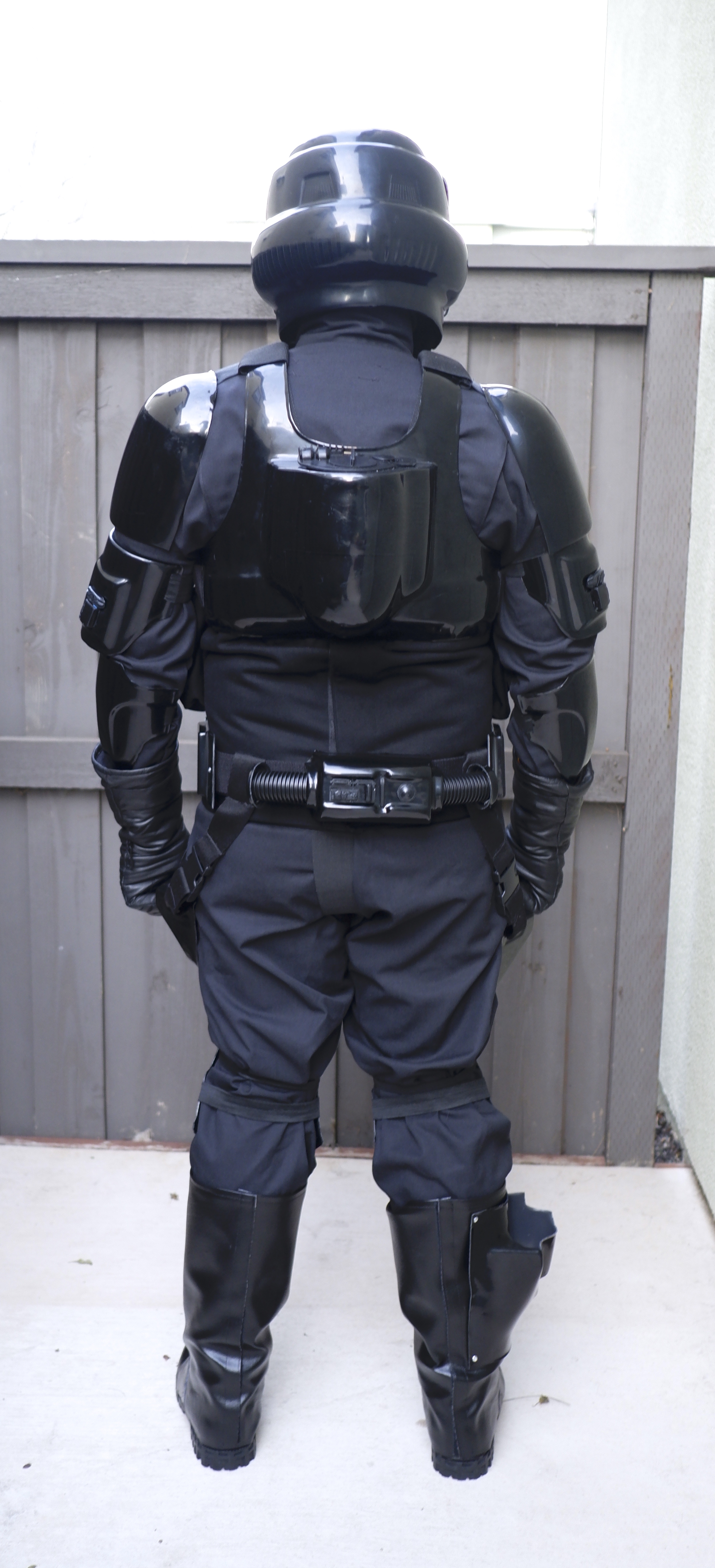 Back-View | Golden Gate Garrison